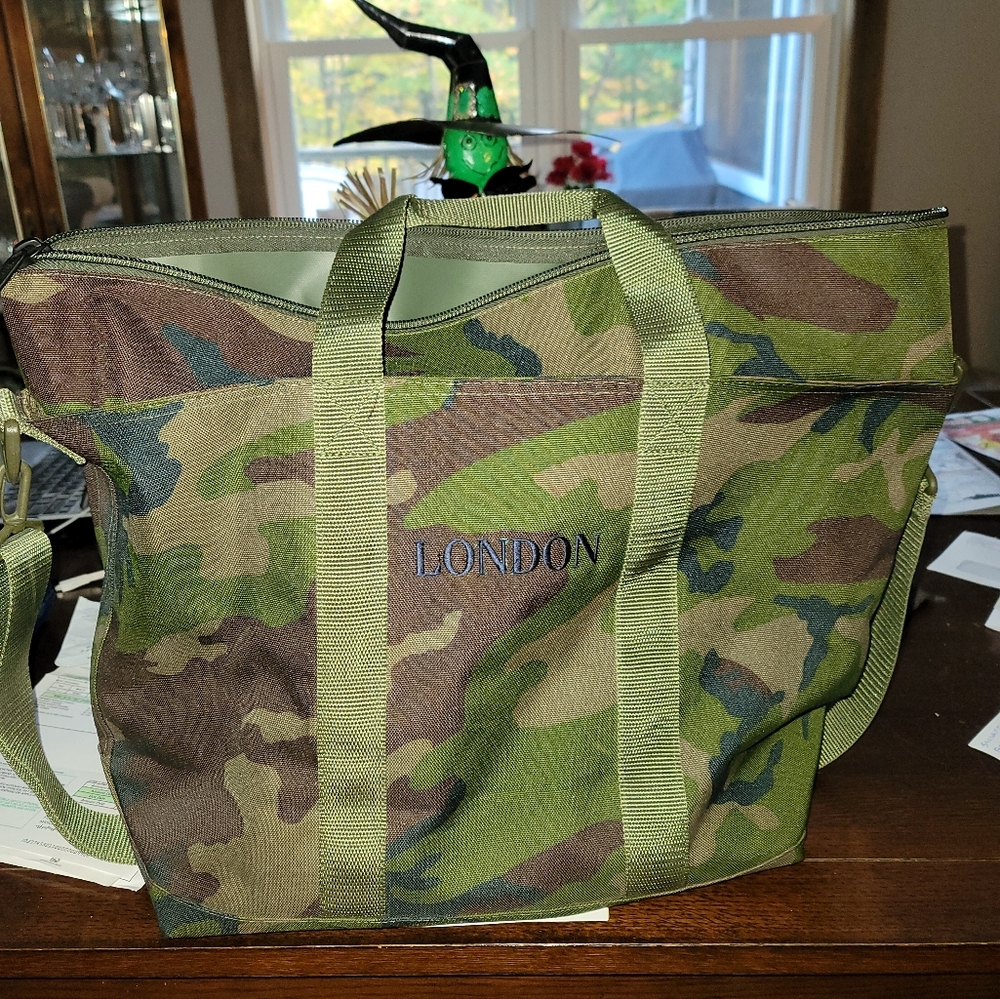 LL BEAN CUSTOM BAG, CAMOUFLAGE w/strap